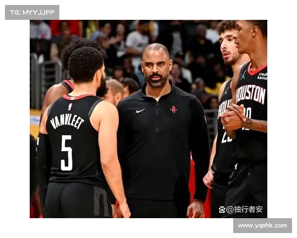 三强争霸赛解答:为何选择中心对决,深度分析决战背后的策略与意义 三强争霸赛解答:为何选择中心对决,深度分析决战背后的策略与意义